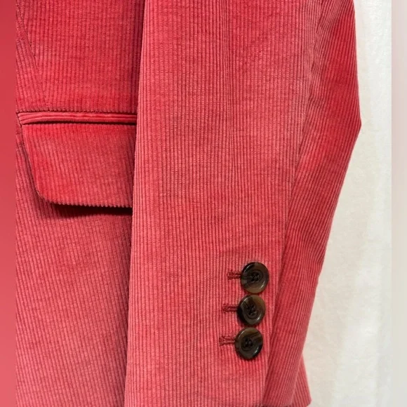 Sold - Picture 3 of 14